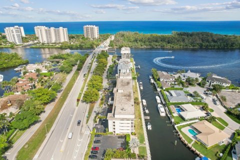 Copropriété à vendre à Boca Raton, Floride: 2 chambres, 98.1 m2 № 1079788 - photo 7