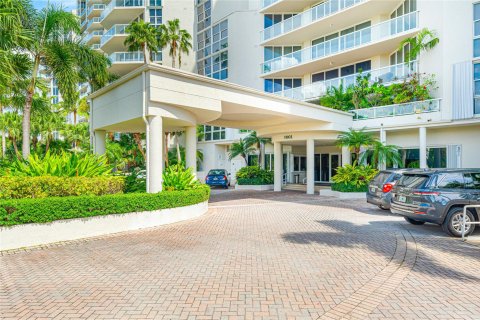 Condominio en venta en Hollywood, Florida, 2 dormitorios, 185.06 m2 № 1141575 - foto 23