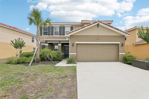 House in Davenport, Florida 5 bedrooms, 273.32 sq.m. № 1251044 - photo 1