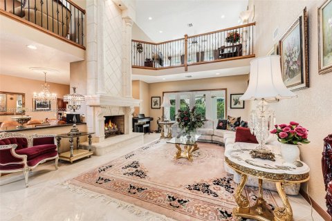 Casa en venta en Coral Springs, Florida, 5 dormitorios, 445.28 m2 № 880132 - foto 1