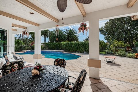 Casa en venta en Coral Springs, Florida, 5 dormitorios, 445.28 m2 № 880132 - foto 17