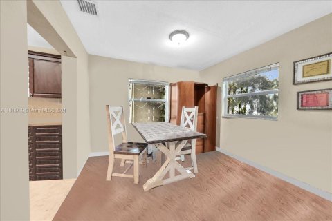 Villa ou maison à vendre à Margate, Floride: 3 chambres, 91.79 m2 № 1239707 - photo 18