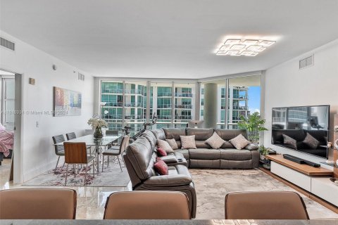 Condo in Aventura, Florida, 2 bedrooms  № 1239708 - photo 5