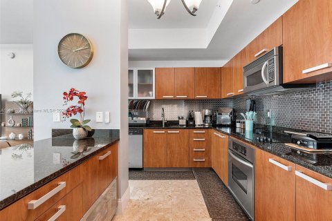 Condo in Aventura, Florida, 2 bedrooms  № 1239708 - photo 14