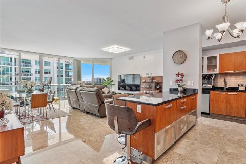 Condominio en venta en Aventura, Florida, 2 dormitorios, 147.71 m2 № 1239708 - foto 12