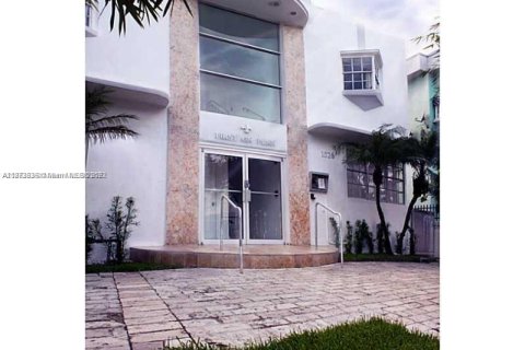 Condominio en venta en Miami Beach, Florida, 1 dormitorio, 41.53 m2 № 120740 - foto 8