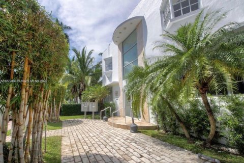 Condominio en venta en Miami Beach, Florida, 1 dormitorio, 41.53 m2 № 120740 - foto 7