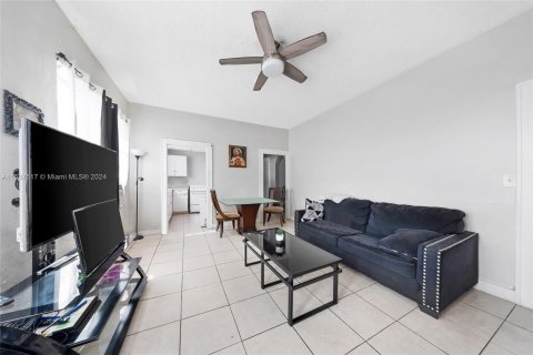 Immobilier commercial à vendre à Miami, Floride № 1309597 - photo 24