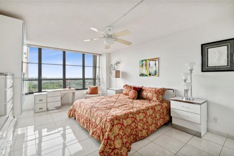 Copropriété à vendre à Hallandale Beach, Floride: 2 chambres, 130.06 m2 № 1309640 - photo 7