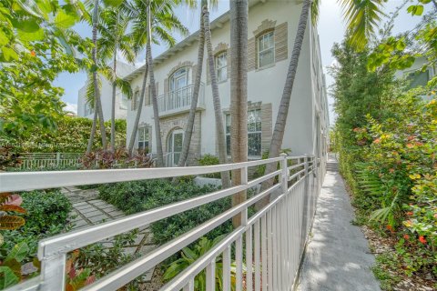 Copropriété à vendre à Miami Beach, Floride: 2 chambres, 74.69 m2 № 1293263 - photo 20