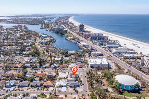 Terreno en venta en Saint Pete Beach, Florida № 1429269 - foto 21