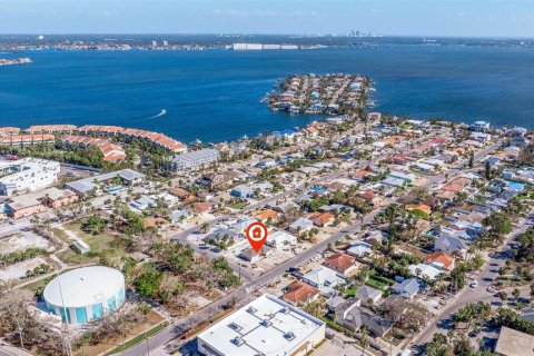 Terreno en venta en Saint Pete Beach, Florida № 1429269 - foto 17