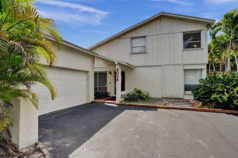 Villa ou maison à vendre à Deerfield Beach, Floride: 3 chambres, 164.44 m2 № 1097667 - photo 24