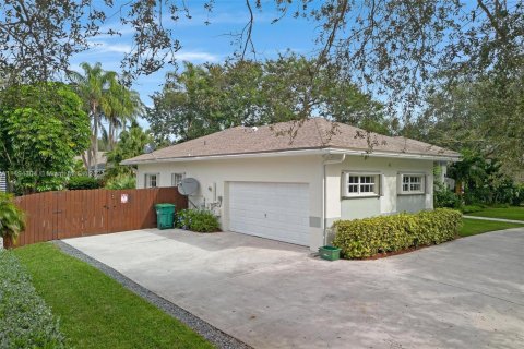 Villa ou maison à vendre à Homestead, Floride: 4 chambres, 216.93 m2 № 866368 - photo 10