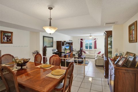 Copropriété à vendre à Lauderhill, Floride: 2 chambres, 117.06 m2 № 1173581 - photo 6