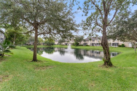 Adosado en venta en Sunrise, Florida, 3 dormitorios, 129.69 m2 № 1400012 - foto 12