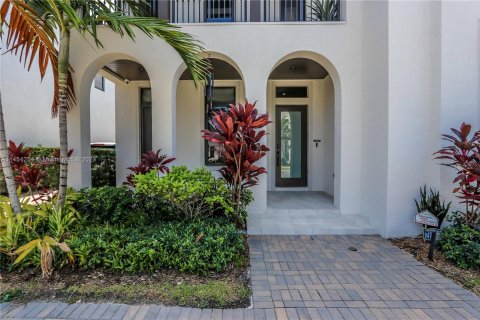 Villa ou maison à vendre à Doral, Floride: 6 chambres, 421.03 m2 № 730047 - photo 16