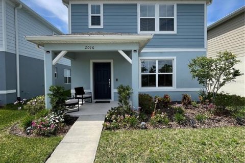 Villa ou maison à vendre à Kissimmee, Floride: 3 chambres, 174.66 m2 № 1112071 - photo 1