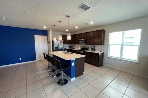 Casa en venta en Kissimmee, Florida, 3 dormitorios, 174.66 m2 № 1112071 - foto 3