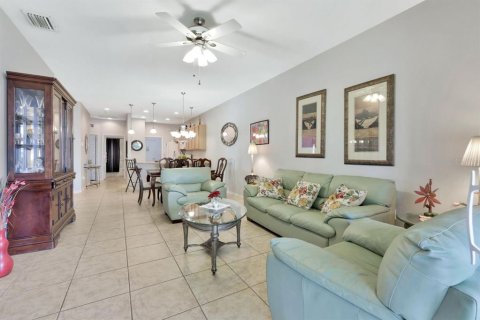 Casa en venta en Lehigh Acres, Florida, 2 dormitorios, 124.67 m2 № 1359652 - foto 7