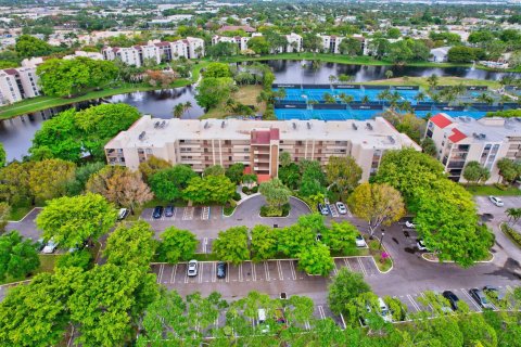 Condo in Delray Beach, Florida, 2 bedrooms  № 1100177 - photo 15