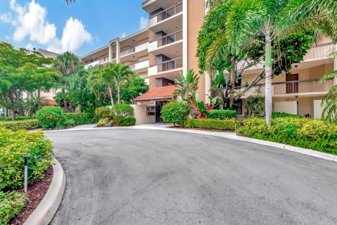 Condo in Delray Beach, Florida, 2 bedrooms  № 1100177 - photo 12