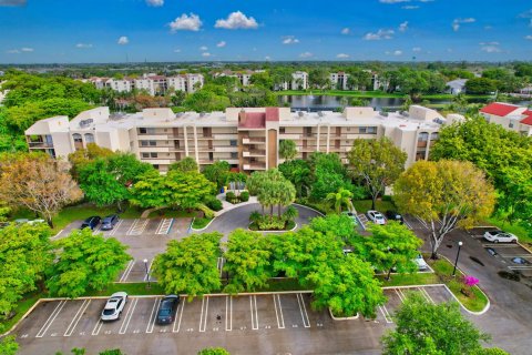 Condo in Delray Beach, Florida, 2 bedrooms  № 1100177 - photo 27