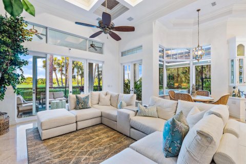 Villa ou maison à vendre à Palm Beach Gardens, Floride: 4 chambres, 386.01 m2 № 192860 - photo 12