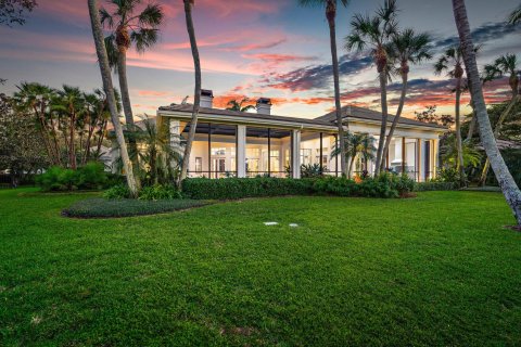Villa ou maison à vendre à Palm Beach Gardens, Floride: 4 chambres, 386.01 m2 № 192860 - photo 2