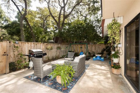 Townhouse in Palm Harbor, Florida 3 bedrooms, 146.04 sq.m. № 1289995 - photo 27