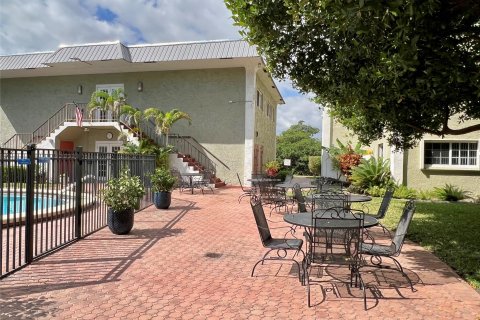Condominio en venta en Wilton Manors, Florida, 2 dormitorios, 92.9 m2 № 1177190 - foto 4