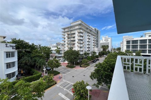 Condominio en venta en Miami Beach, Florida, 1 dormitorio, 74.32 m2 № 1356669 - foto 5