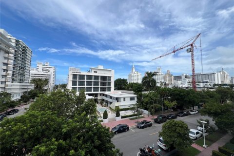 Condo in Miami Beach, Florida, 1 bedroom  № 1356669 - photo 6