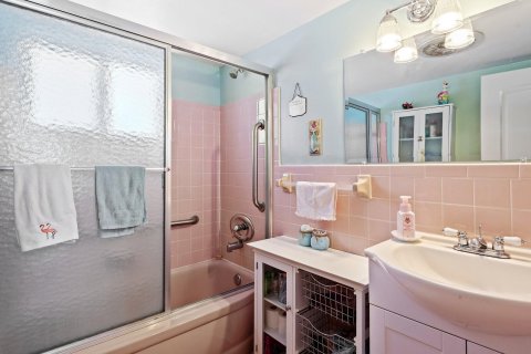 Condo in Pompano Beach, Florida, 1 bedroom  № 1159634 - photo 7