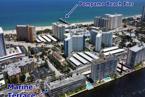 Copropriété à vendre à Pompano Beach, Floride: 1 chambre, 92.9 m2 № 1159634 - photo 1