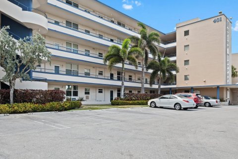 Condominio en venta en Pompano Beach, Florida, 1 dormitorio, 92.9 m2 № 1159634 - foto 29