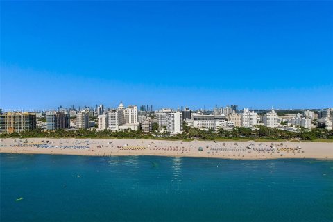 Copropriété à vendre à Miami Beach, Floride: 49.7 m2 № 1295137 - photo 16