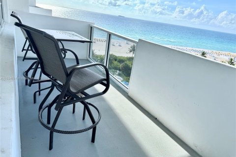 Copropriété à vendre à Miami Beach, Floride: 49.7 m2 № 1295137 - photo 2