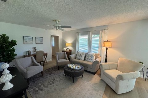 Casa en venta en Sarasota, Florida, 2 dormitorios, 152.17 m2 № 1134428 - foto 9