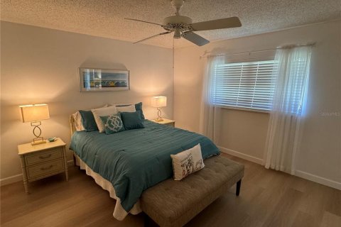 Casa en venta en Sarasota, Florida, 2 dormitorios, 152.17 m2 № 1134428 - foto 15