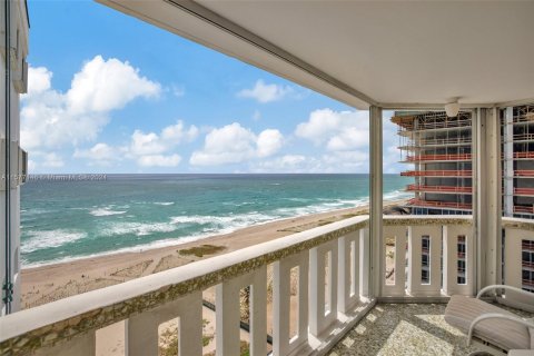 Copropriété à vendre à Pompano Beach, Floride: 3 chambres, 158.86 m2 № 1153666 - photo 26