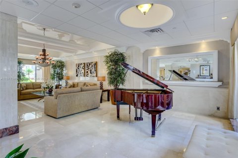 Copropriété à vendre à Pompano Beach, Floride: 3 chambres, 158.86 m2 № 1153666 - photo 4