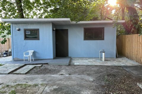 Casa en venta en Tampa, Florida, 3 dormitorios, 95.5 m2 № 1399289 - foto 11