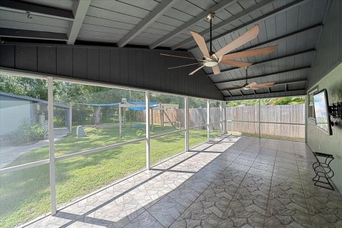 House in Sarasota, Florida 4 bedrooms, 170.1 sq.m. № 1384662 - photo 30