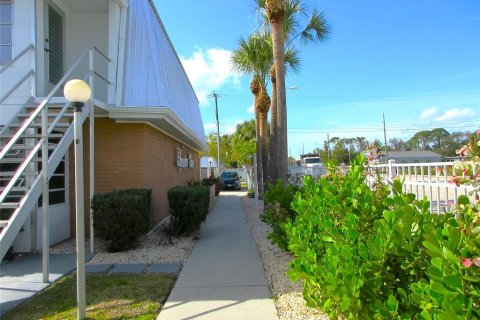 Condominio en venta en Port Charlotte, Florida, 3 dormitorios, 116.13 m2 № 983065 - foto 4