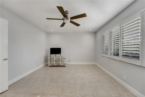 Casa en venta en Deerfield Beach, Florida, 3 dormitorios, 202.16 m2 № 1221402 - foto 26