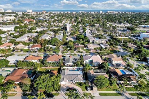 Villa ou maison à vendre à Deerfield Beach, Floride: 3 chambres, 202.16 m2 № 1221402 - photo 9