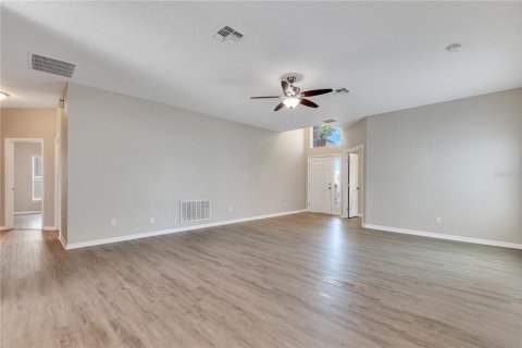 Casa en venta en Kissimmee, Florida, 4 dormitorios, 166.76 m2 № 1211907 - foto 15