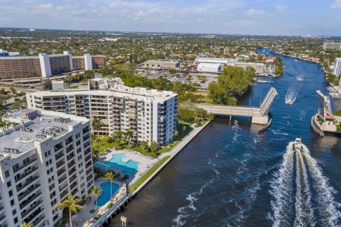 Copropriété à vendre à Pompano Beach, Floride: 2 chambres, 132.57 m2 № 1217390 - photo 2