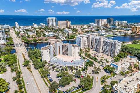 Copropriété à vendre à Pompano Beach, Floride: 2 chambres, 132.57 m2 № 1217390 - photo 9